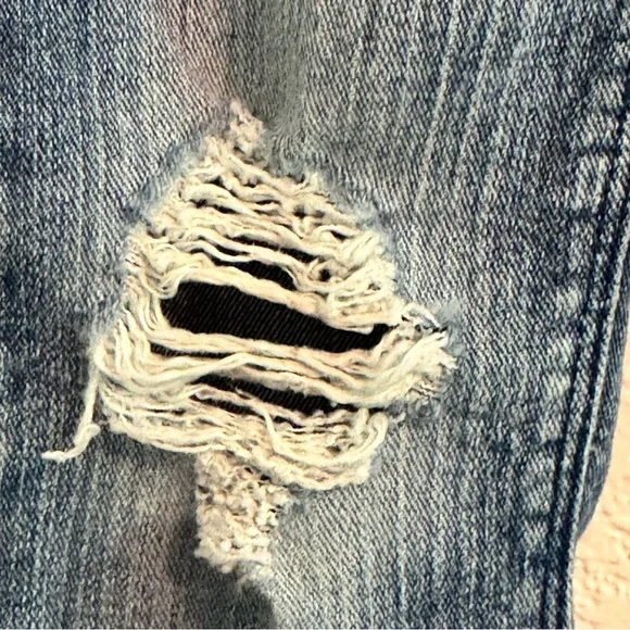 Levi's Blue Distressed Straight-Leg Jeans With Adjustable Waist and Embroidery. - Picture 6 of 13